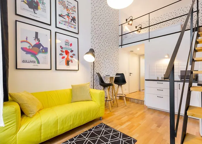 Leah Studios