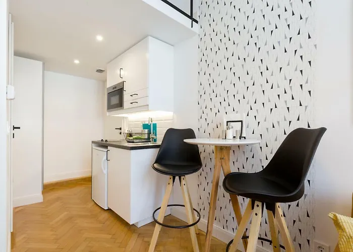 Leah Studios